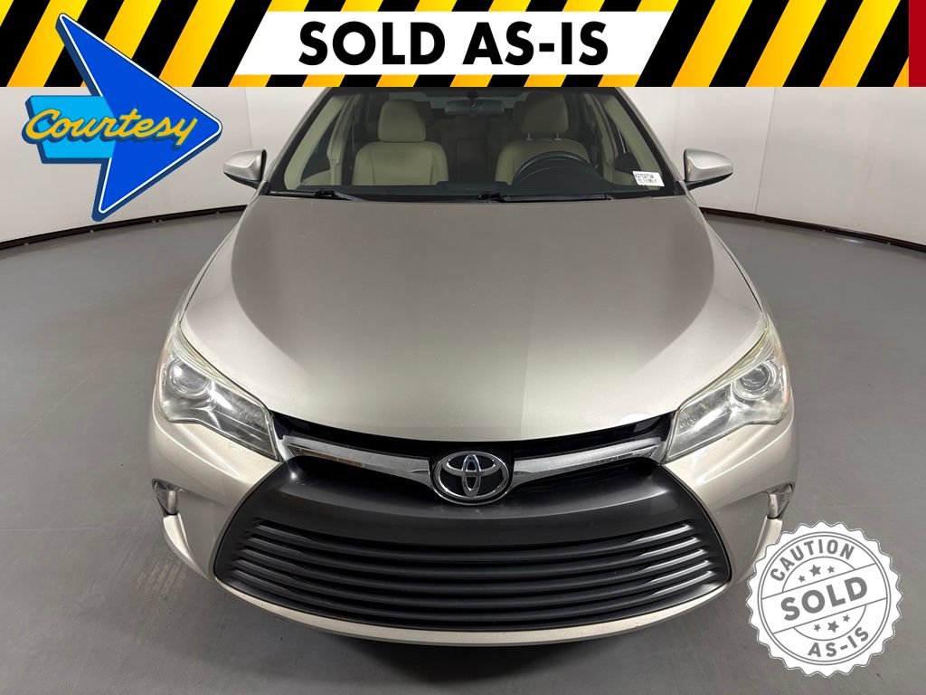 Used 2017 Toyota Camry LE FWD image 3