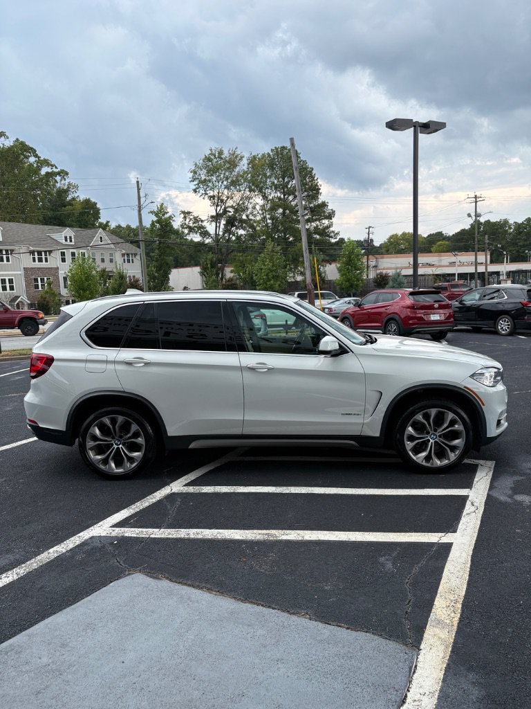 Used 2018 BMW X5 sDrive35i RWD image 4