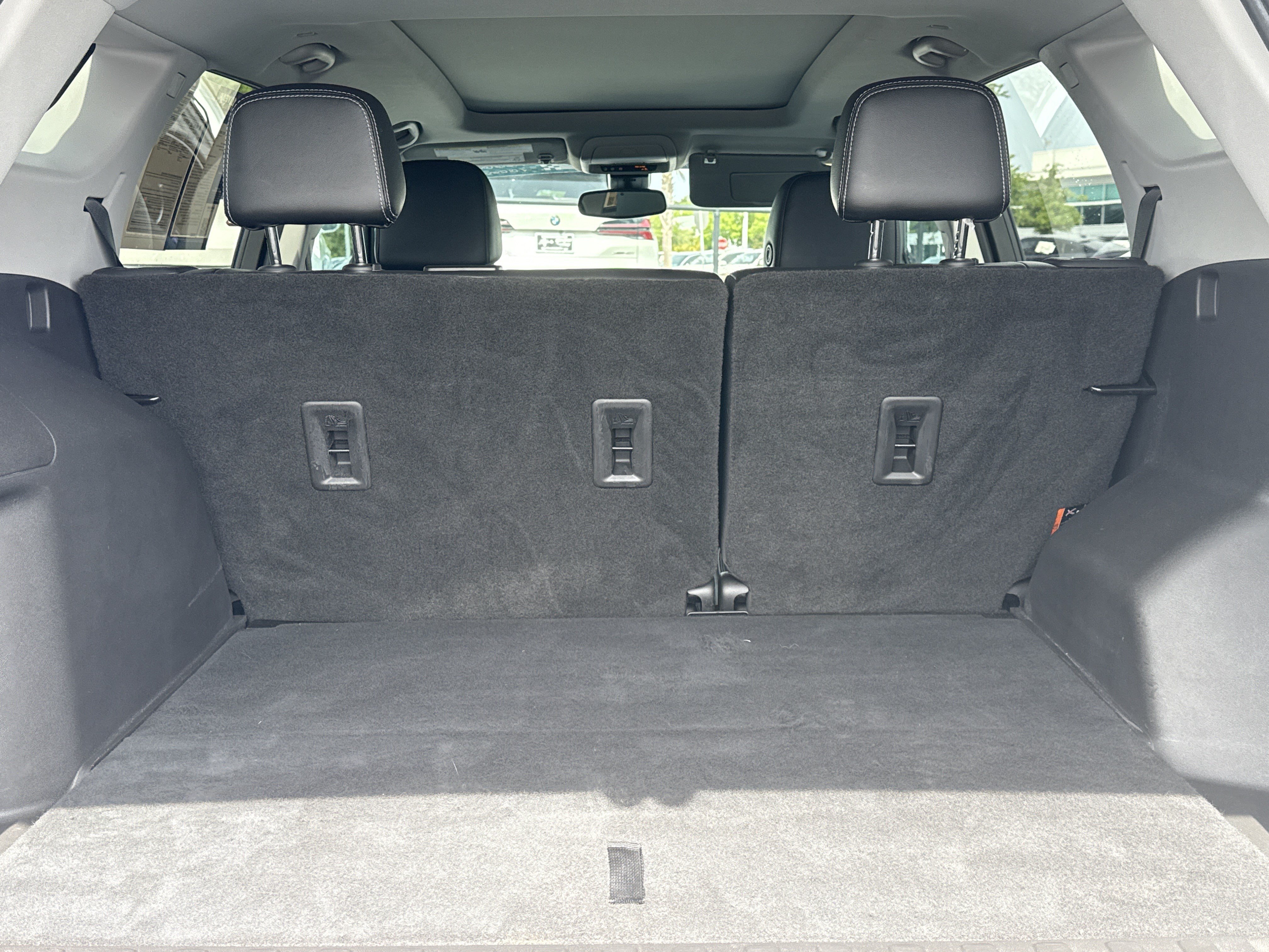 Used 2022 GMC Terrain SLT FWD image 31