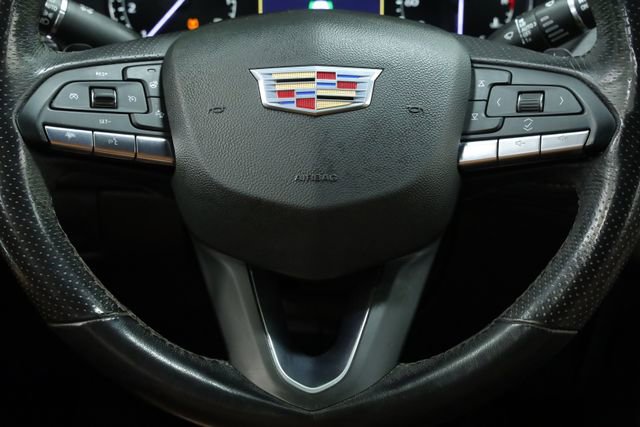 Used 2023 Cadillac XT4 Sport FWD image 13