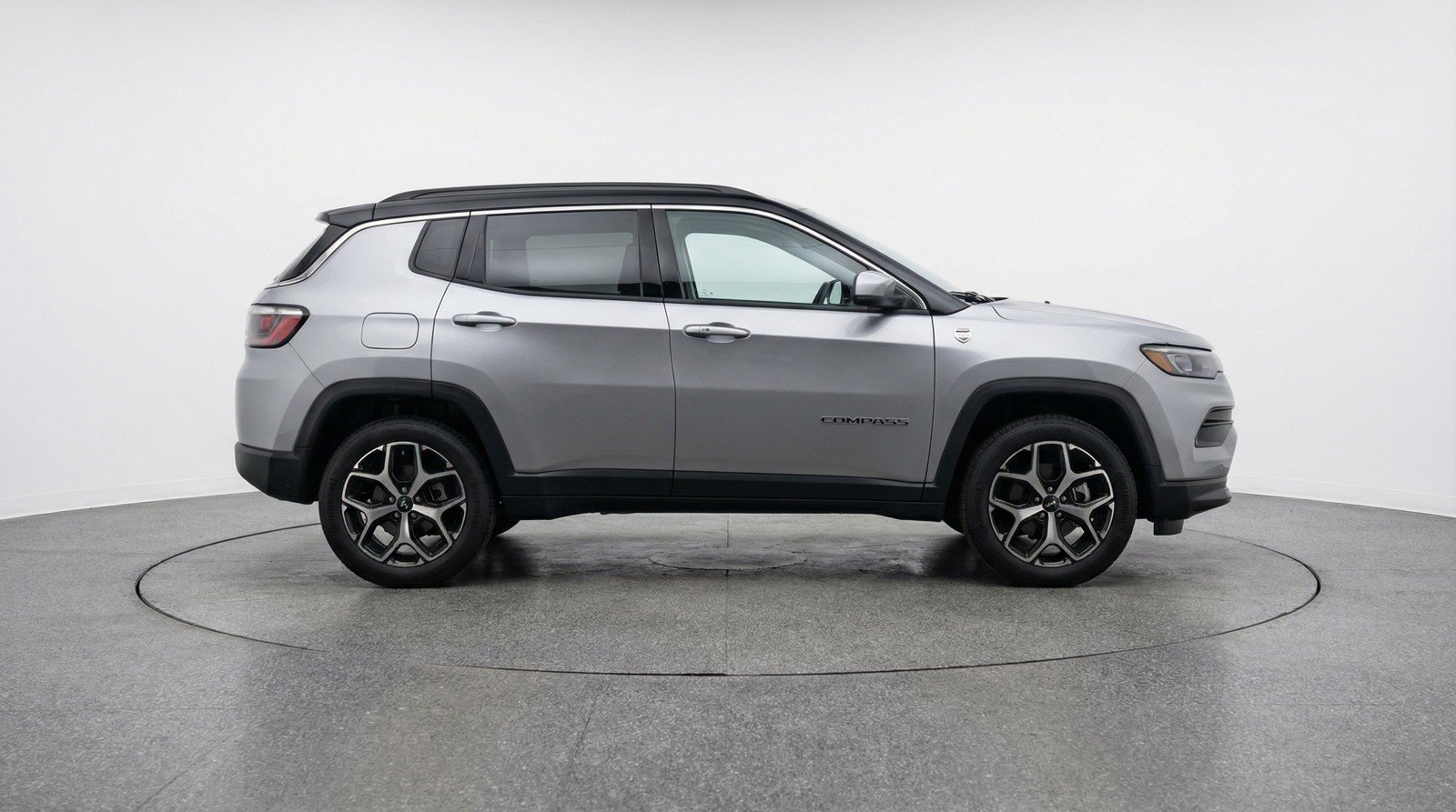Used 2025 Jeep Compass Limited AWD/4WD image 11