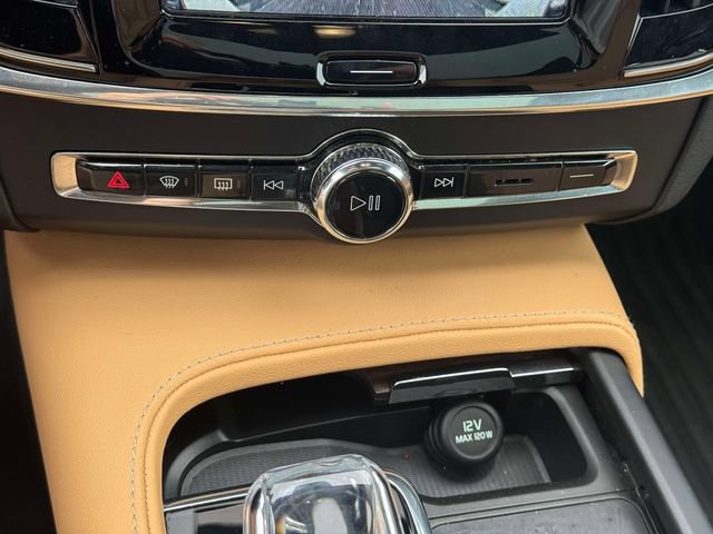 Used 2022 Volvo S90 B6 Inscription w/ Advanced Package AWD/4WD image 35