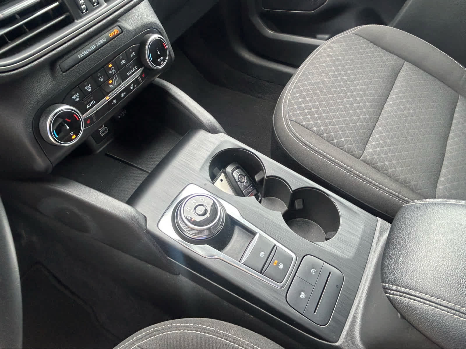 Used 2024 Ford Escape Active AWD/4WD image 40