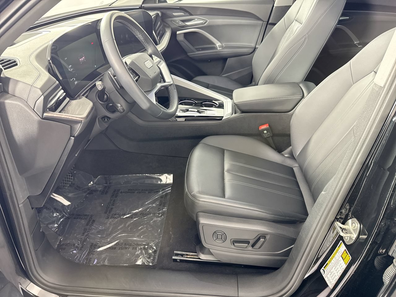 Used 2025 Audi Q5 Premium Plus w/ Premium Plus AWD/4WD image 10