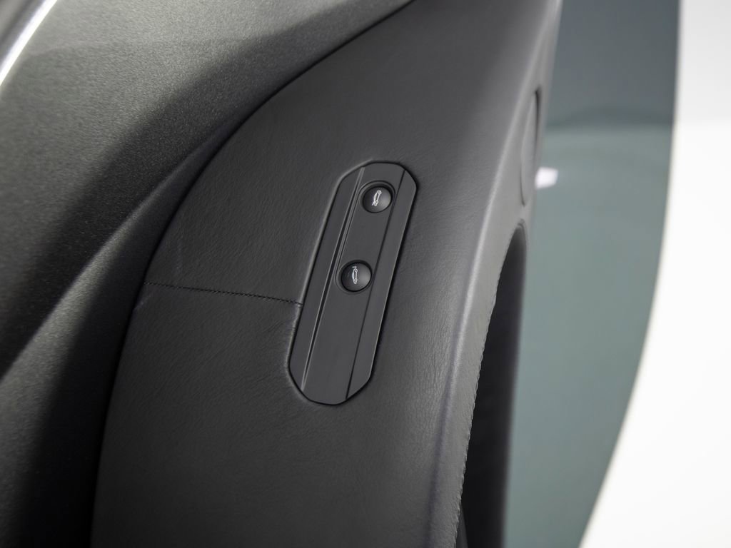 Used 2021 McLaren GT image 11