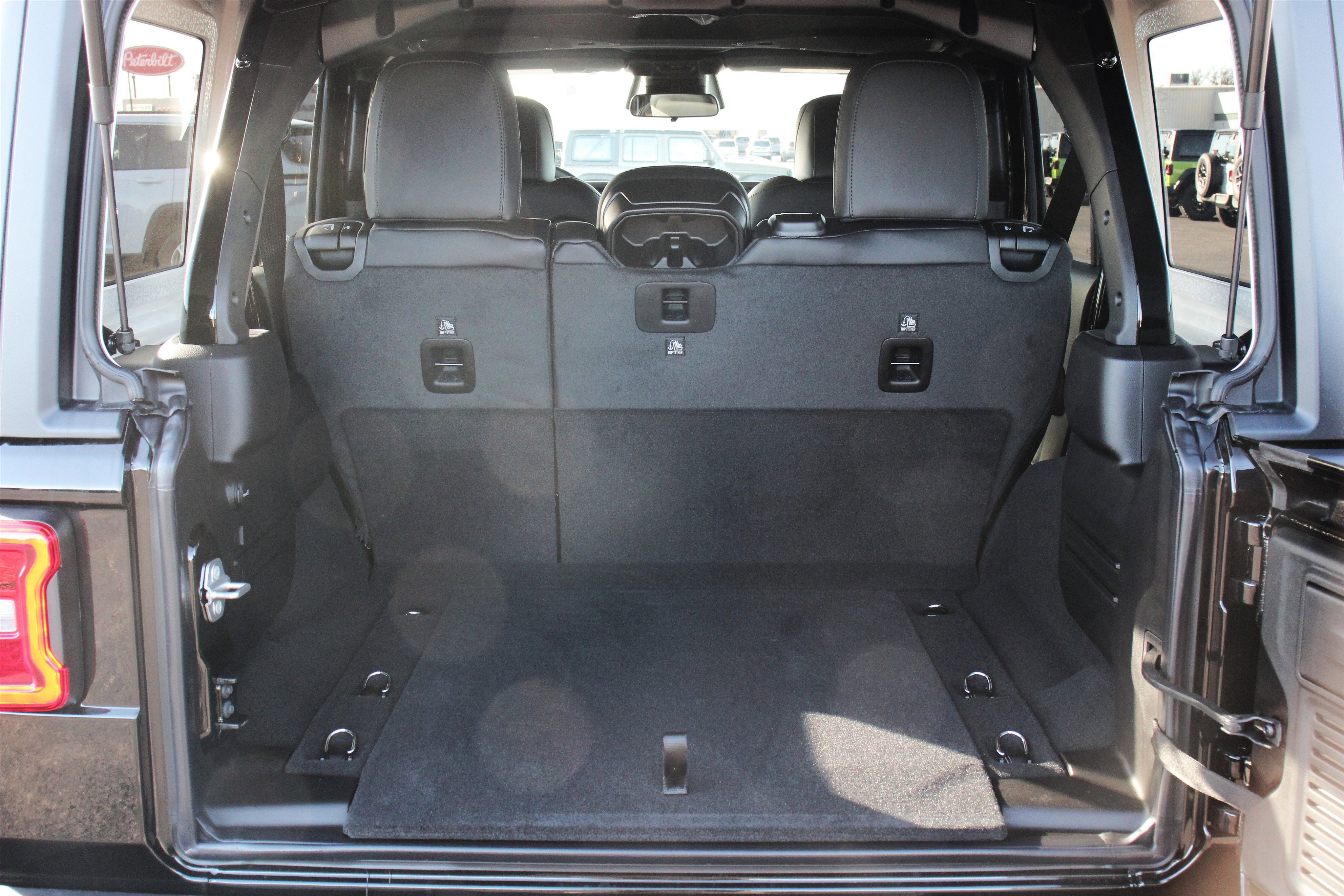 Used 2026 Jeep Wrangler Unlimited Rubicon image 23