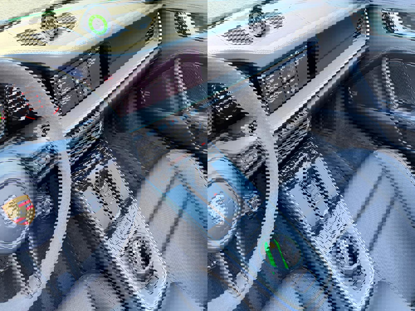 Used 2021 Porsche 911 Targa 4 image 40