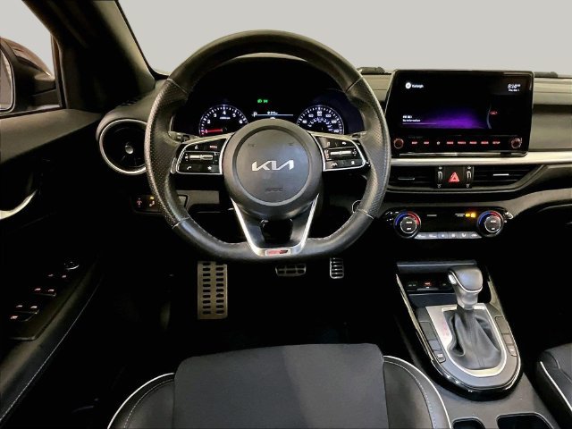Used 2022 Kia Forte GT-Line w/ GT-Line Premium Package FWD image 5
