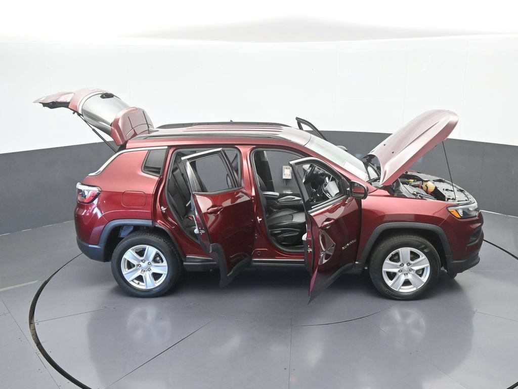 Used 2022 Jeep Compass Latitude AWD/4WD image 63