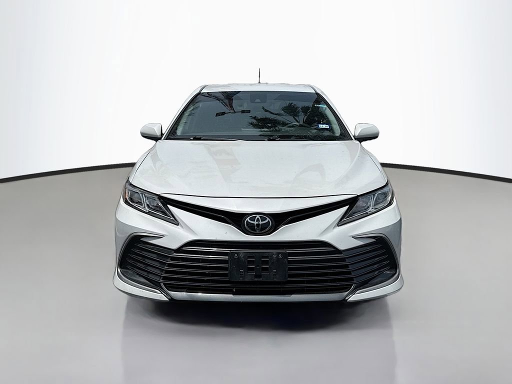 Used 2023 Toyota Camry LE FWD image 2