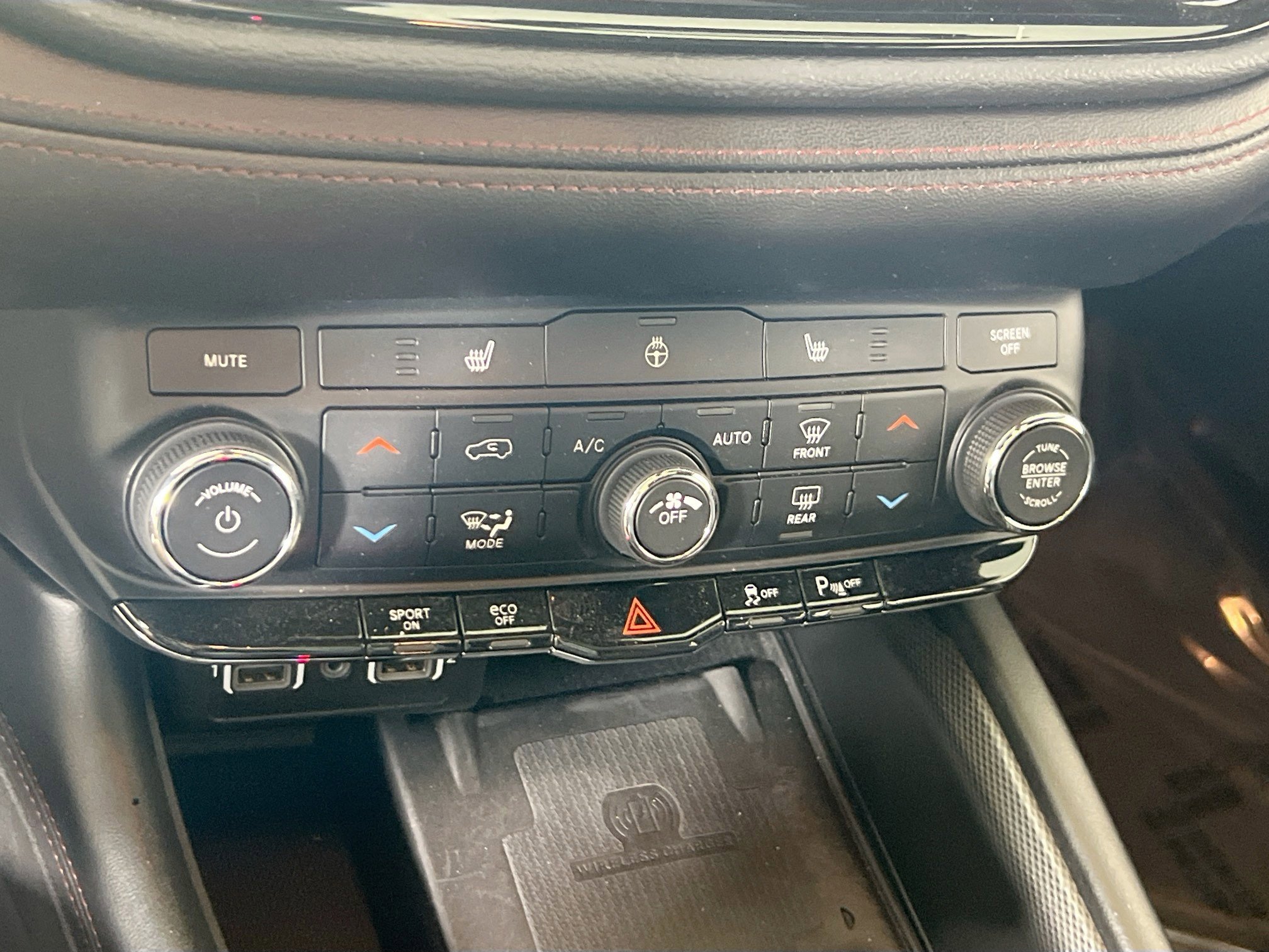 Used 2022 Dodge Durango R/T image 16