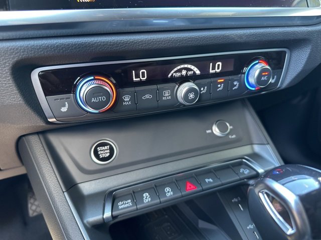 New 2025 Audi Q3 2.0T Premium image 26
