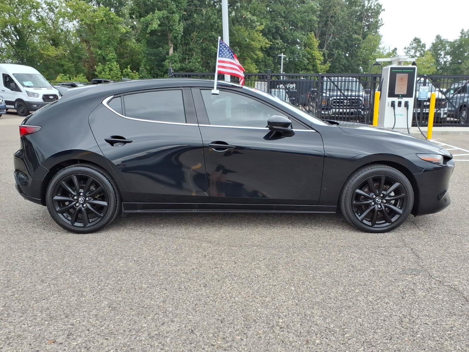 Used 2022 MAZDA MAZDA3 s AWD/4WD image 9