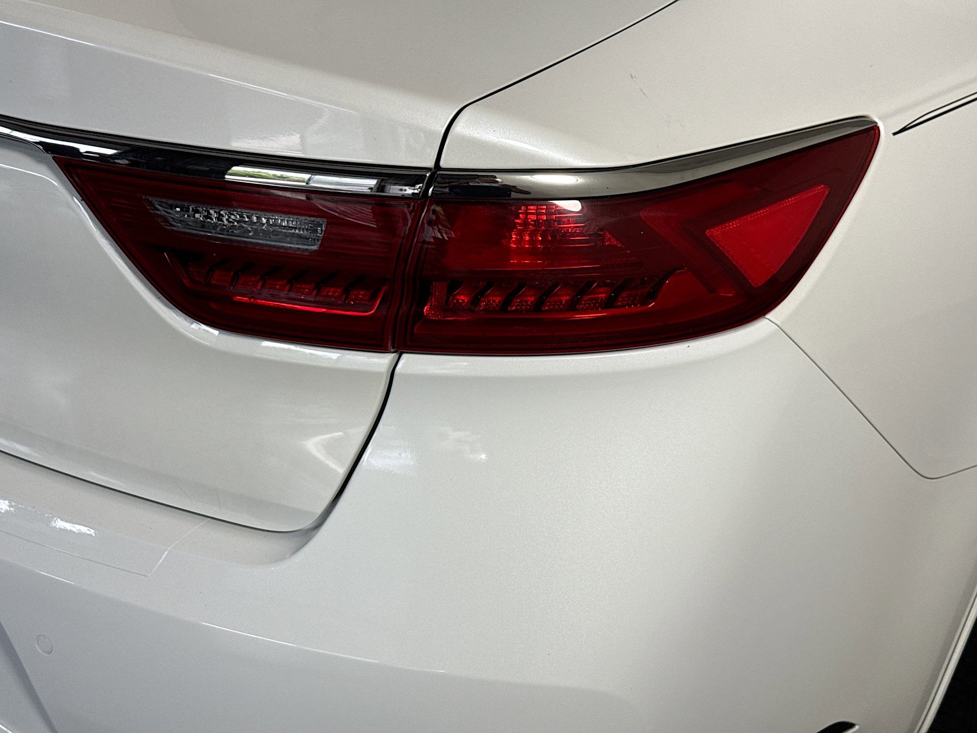 Used 2017 Kia Cadenza Technology image 34