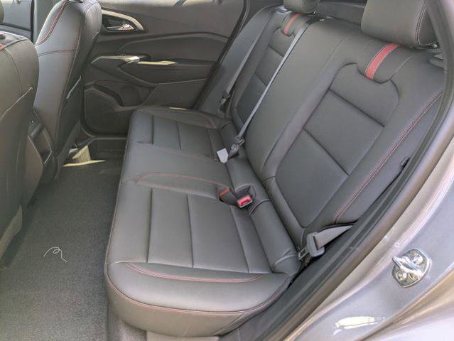 New 2026 Chevrolet Trax RS w/ Sunroof Package FWD image 27