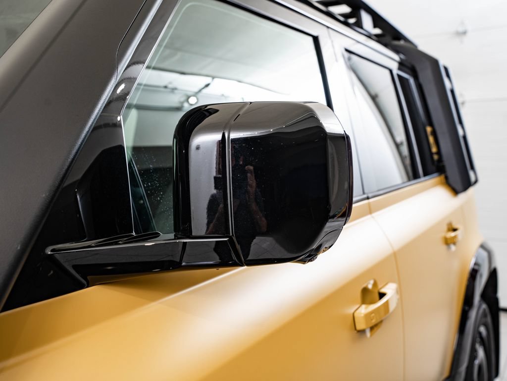 New 2026 Land Rover Defender 110 Trophy Edition AWD/4WD image 17
