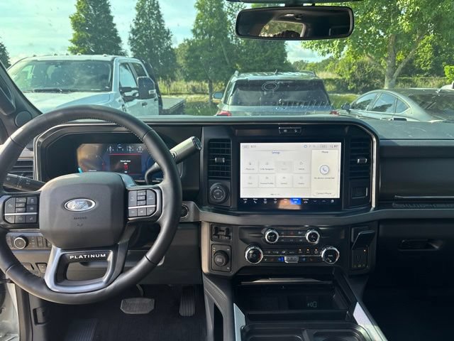 Used 2026 Ford F450 Platinum w/ FX4 Off-Road Package AWD/4WD image 11