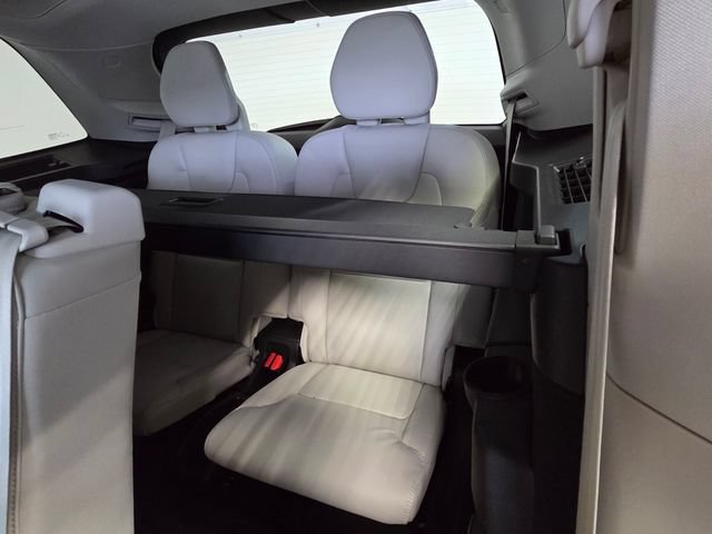 New 2026 Volvo XC90 B6 Ultra w/ Protection Package Premier AWD/4WD image 12