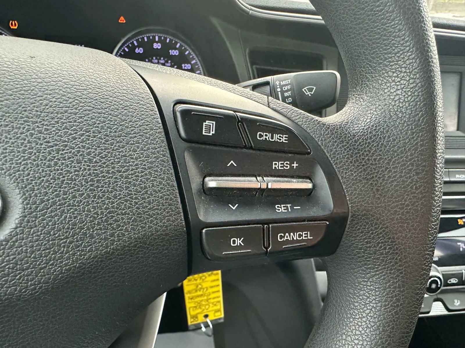 Used 2020 Hyundai Elantra SE w/ Cargo Package (C1) image 26