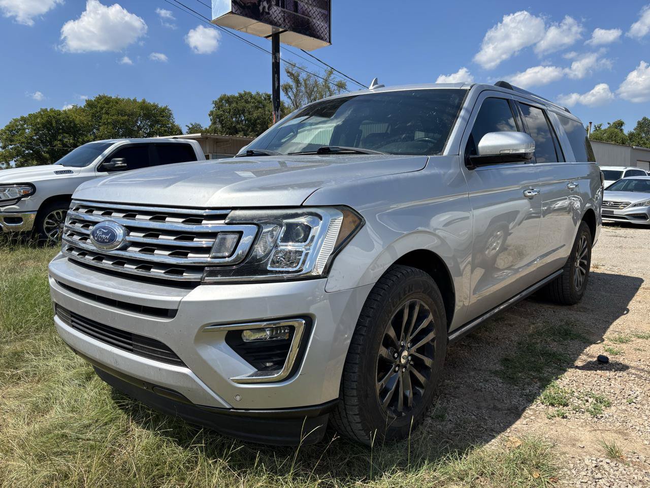 Used 2019 Ford Expedition Max Limited RWD image 8