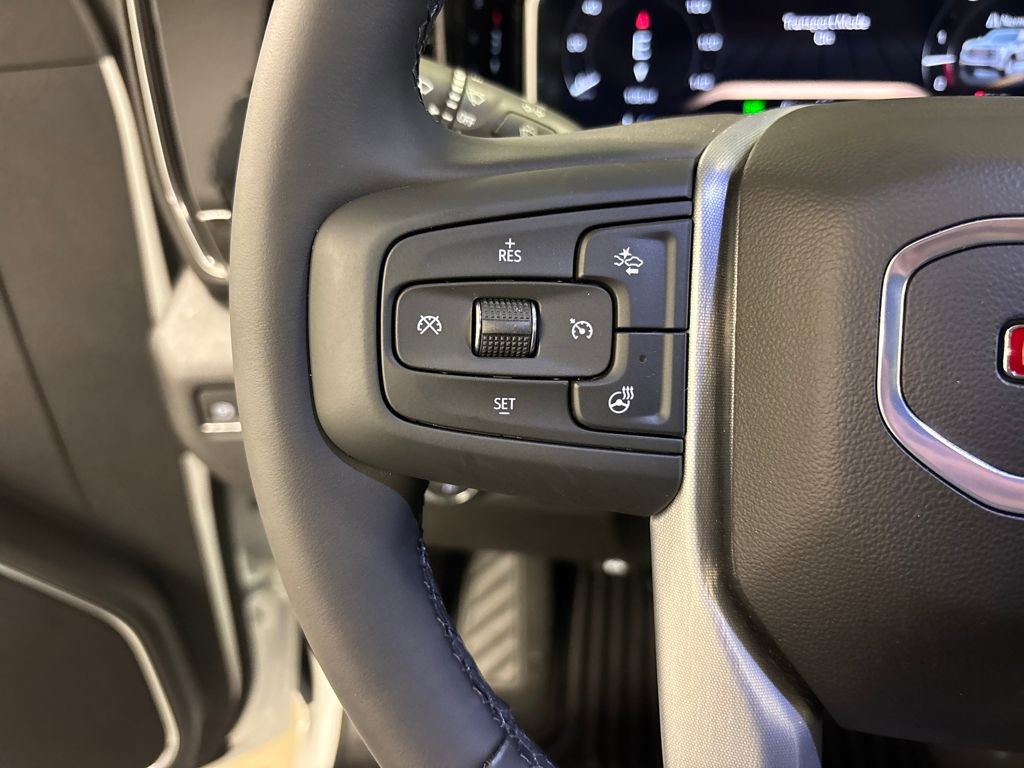 New 2026 GMC Sierra 1500 Elevation image 32
