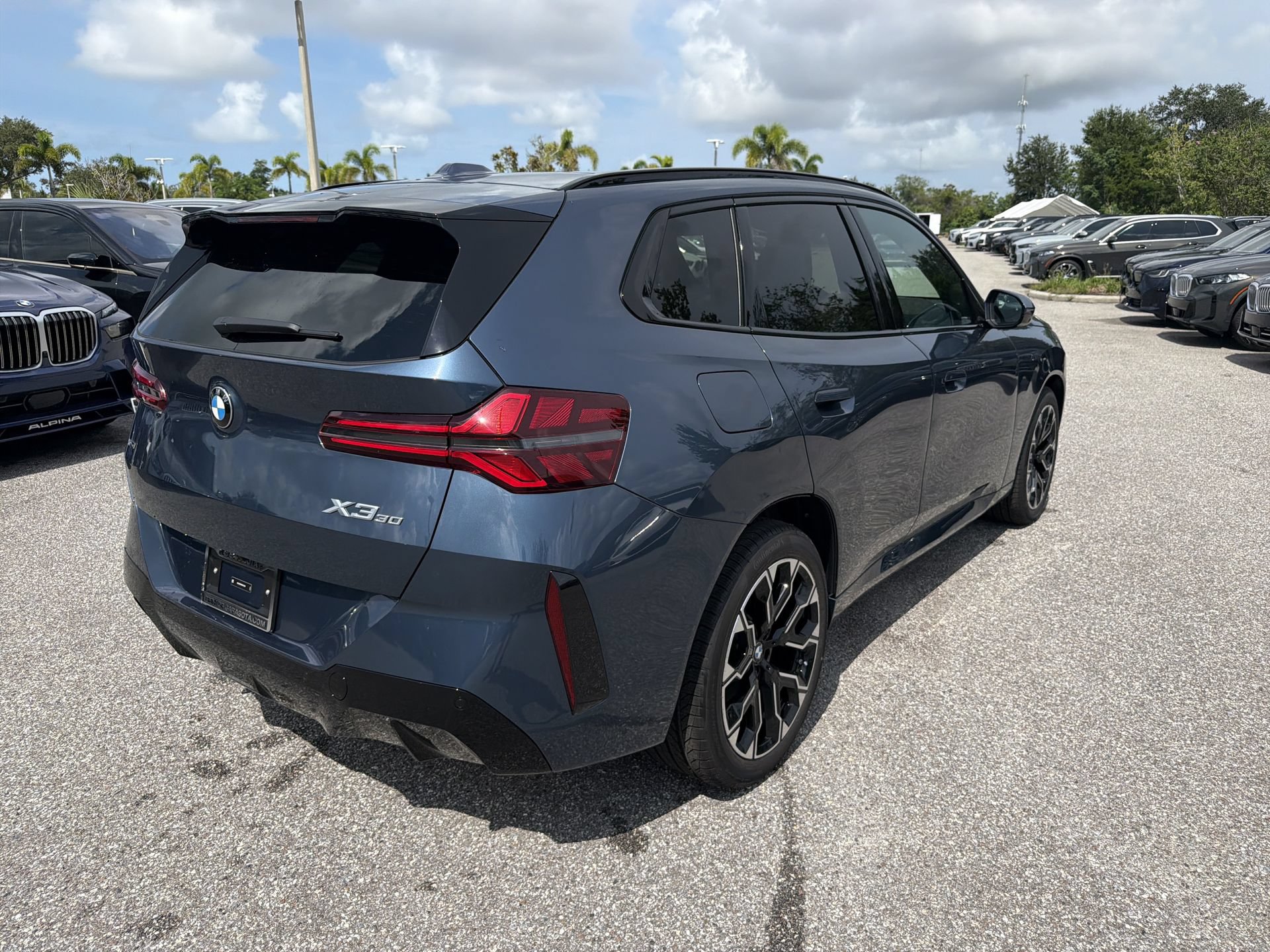 New 2026 BMW X3 xDrive30i w/ Premium Package AWD/4WD image 4