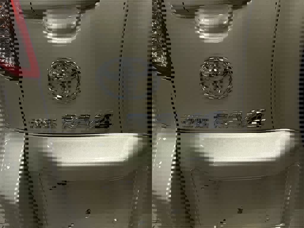 Used 2006 Toyota RAV4 2WD image 23