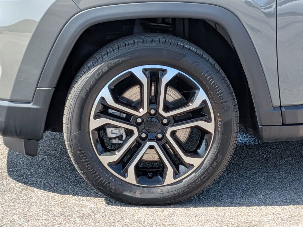 Used 2023 Jeep Compass Limited AWD/4WD image 11