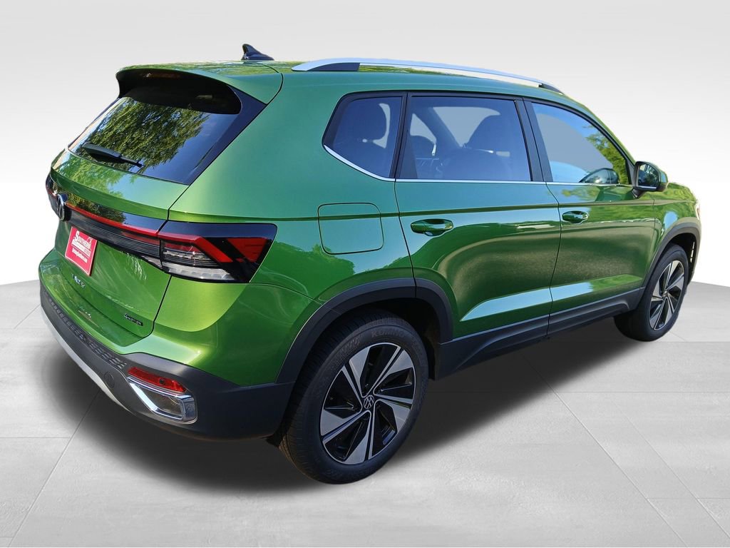 New 2026 Volkswagen Taos SE AWD/4WD image 5
