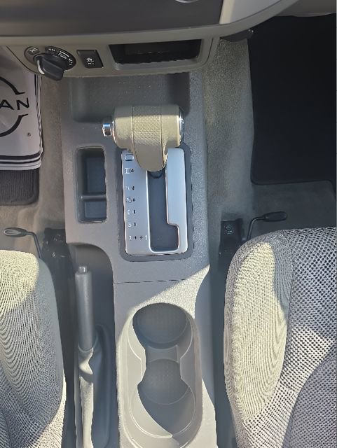 Used 2018 Nissan Frontier SV AWD/4WD image 17