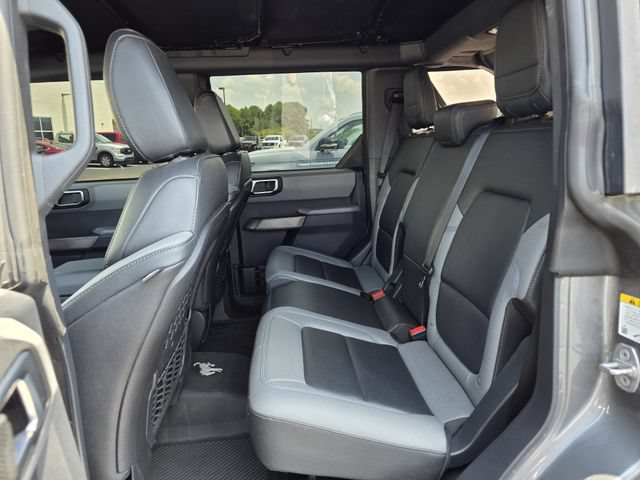 Used 2022 Ford Bronco Black Diamond w/ Sasquatch Package AWD/4WD image 17