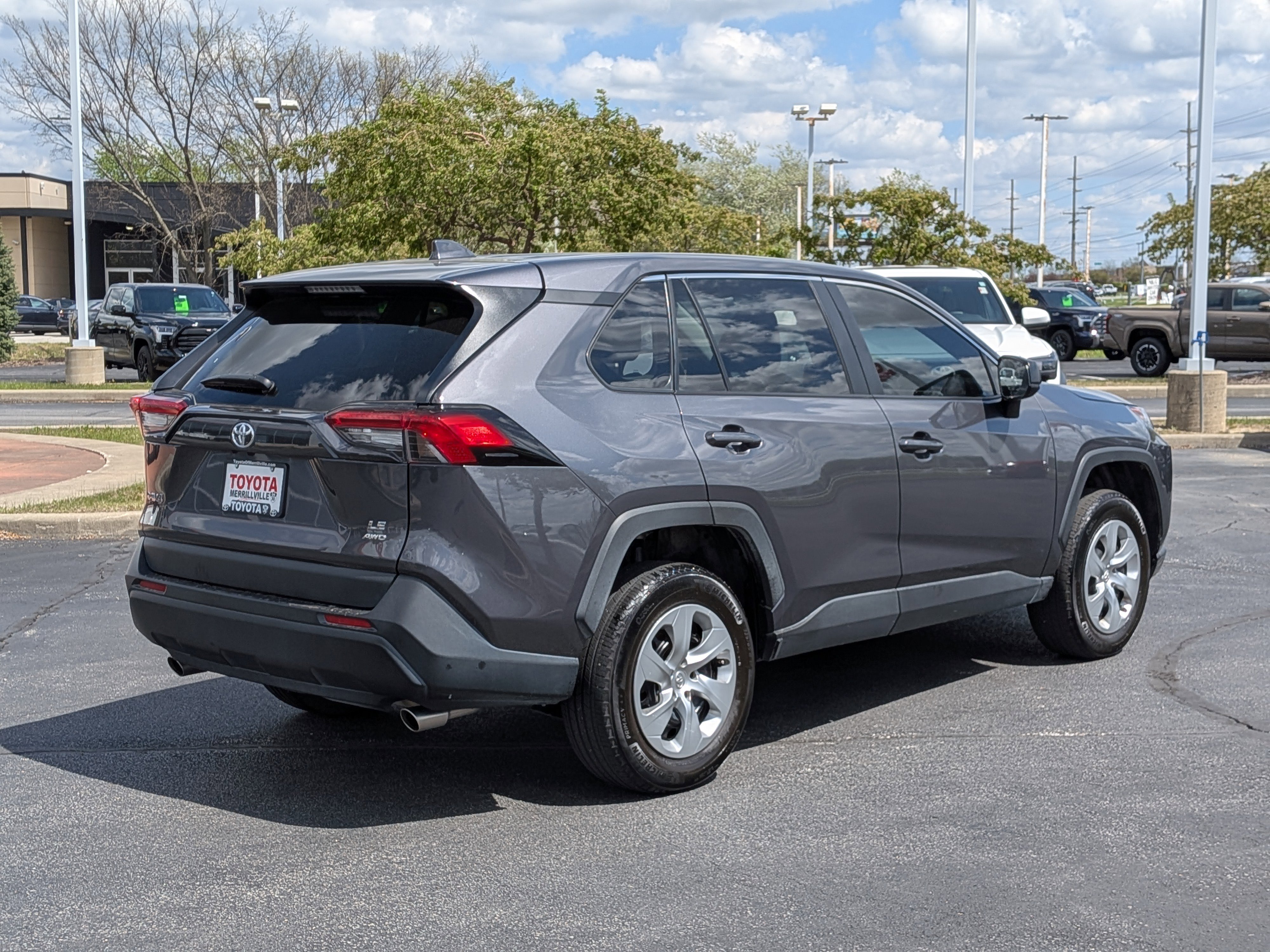 Certified 2023 Toyota RAV4 LE AWD/4WD image 8