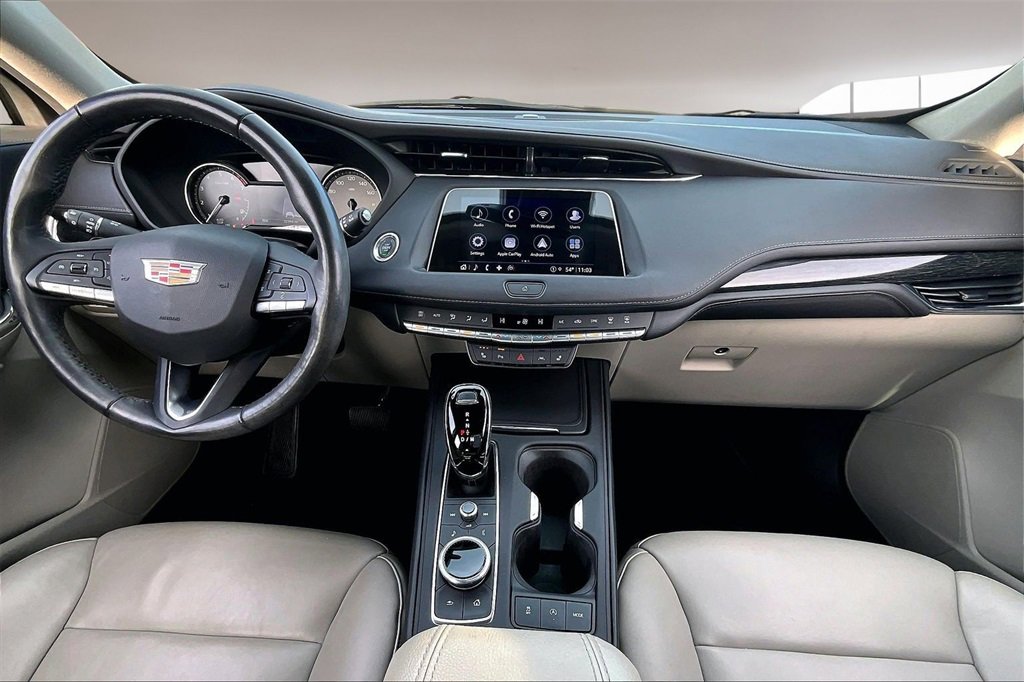 Used 2023 Cadillac XT4 Premium Luxury w/ Cold Weather Package image 15