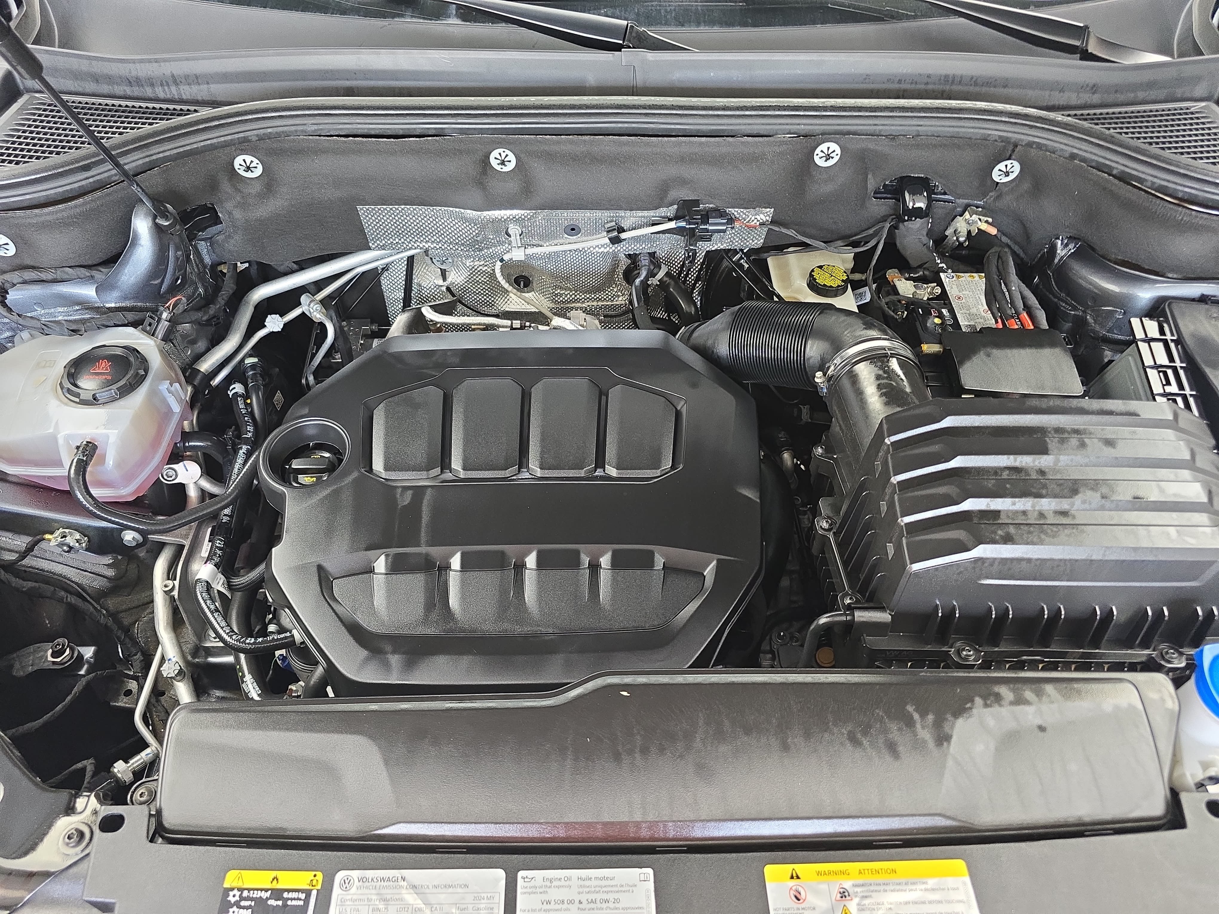 Used 2024 Volkswagen Atlas SE AWD/4WD image 30