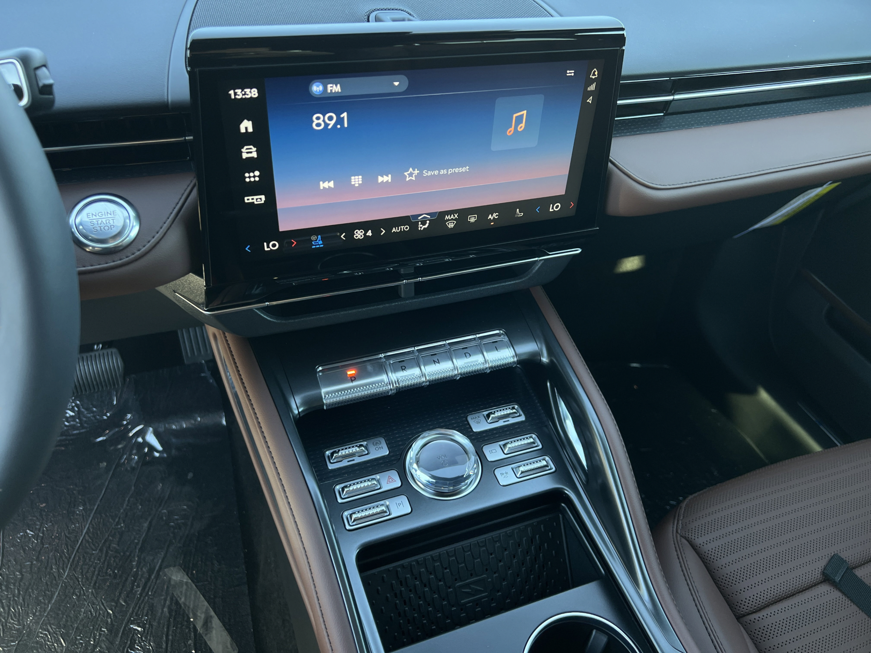 New 2026 Lincoln Nautilus Reserve w/ Jet Appearance Package AWD/4WD image 18