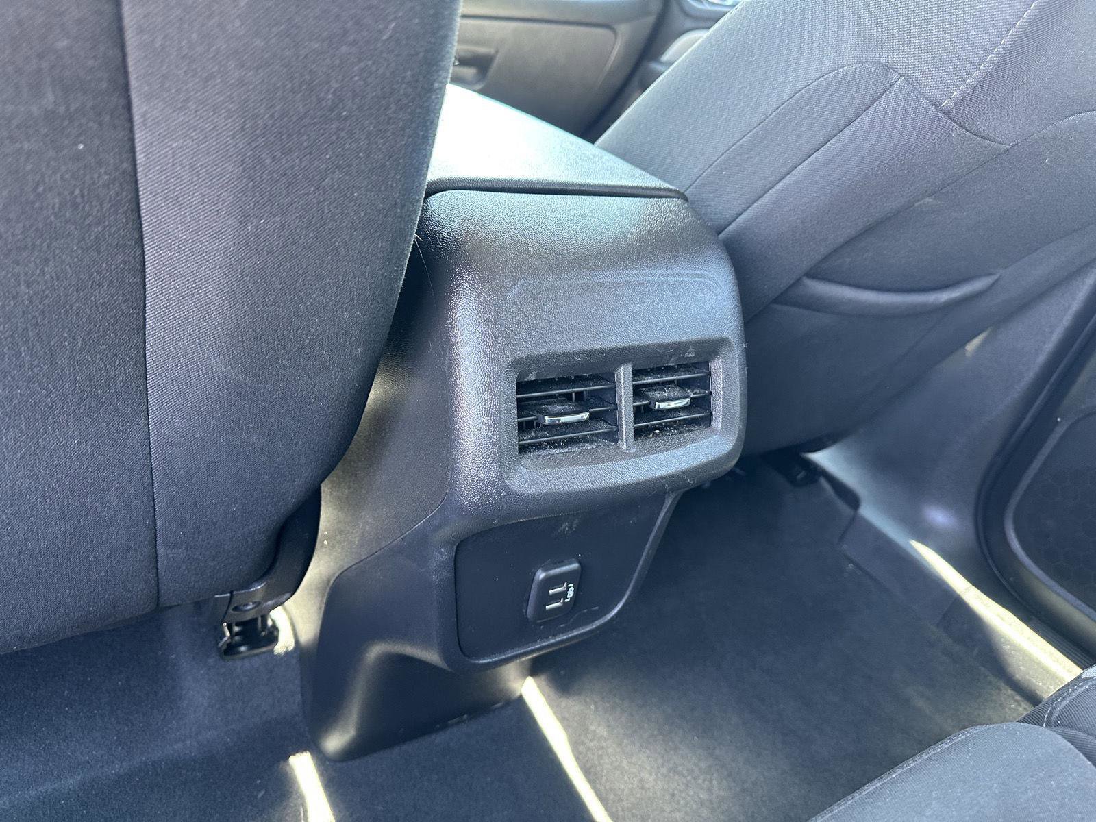 Used 2022 Chevrolet Equinox LS AWD/4WD image 15