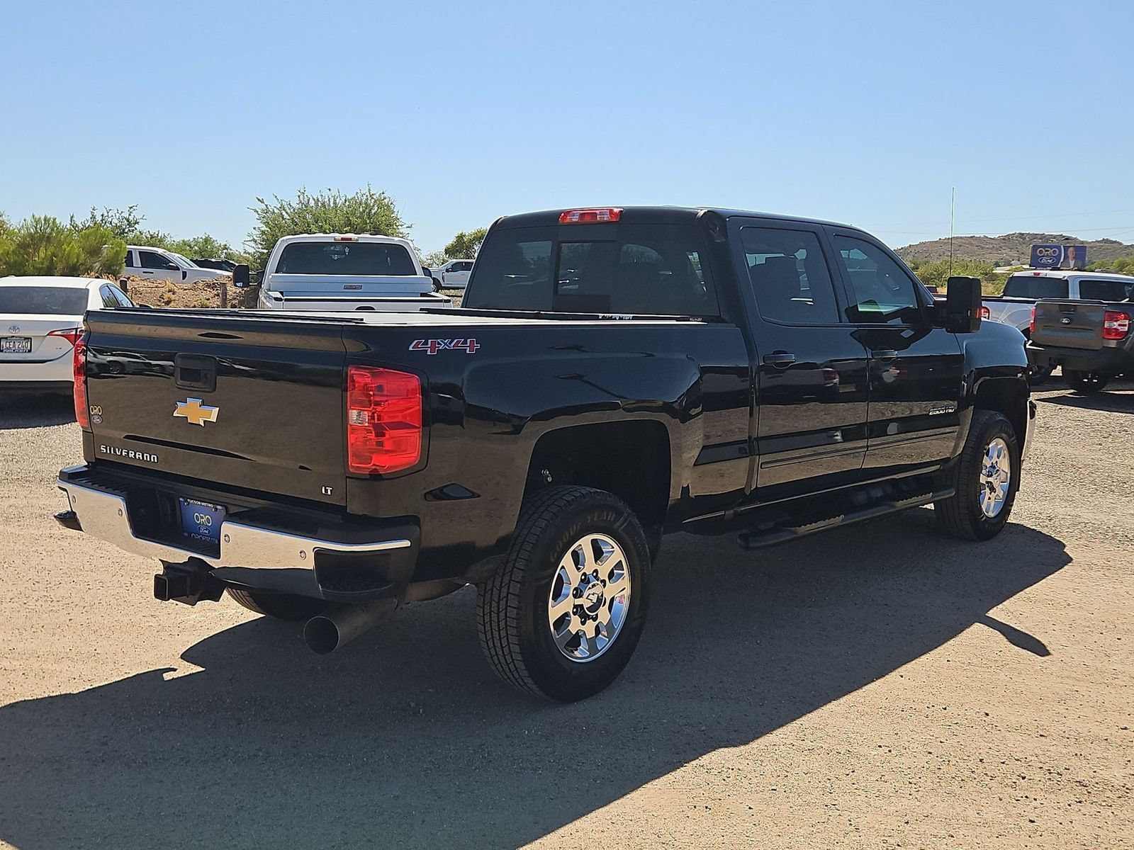 Used 2017 Chevrolet Silverado 2500 LT w/ LT Fleet Convenience Package AWD/4WD image 5