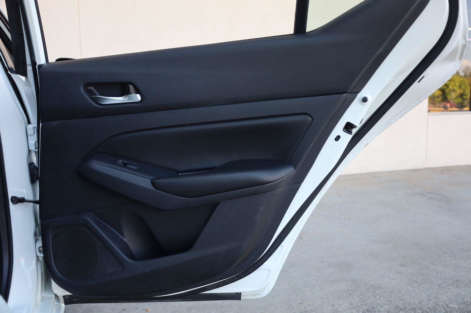 Used 2021 Nissan Altima 2.5 S FWD image 22