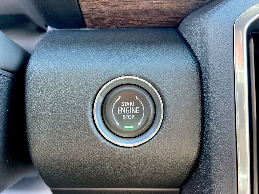 New 2026 GMC Acadia Denali Ultimate AWD/4WD image 15
