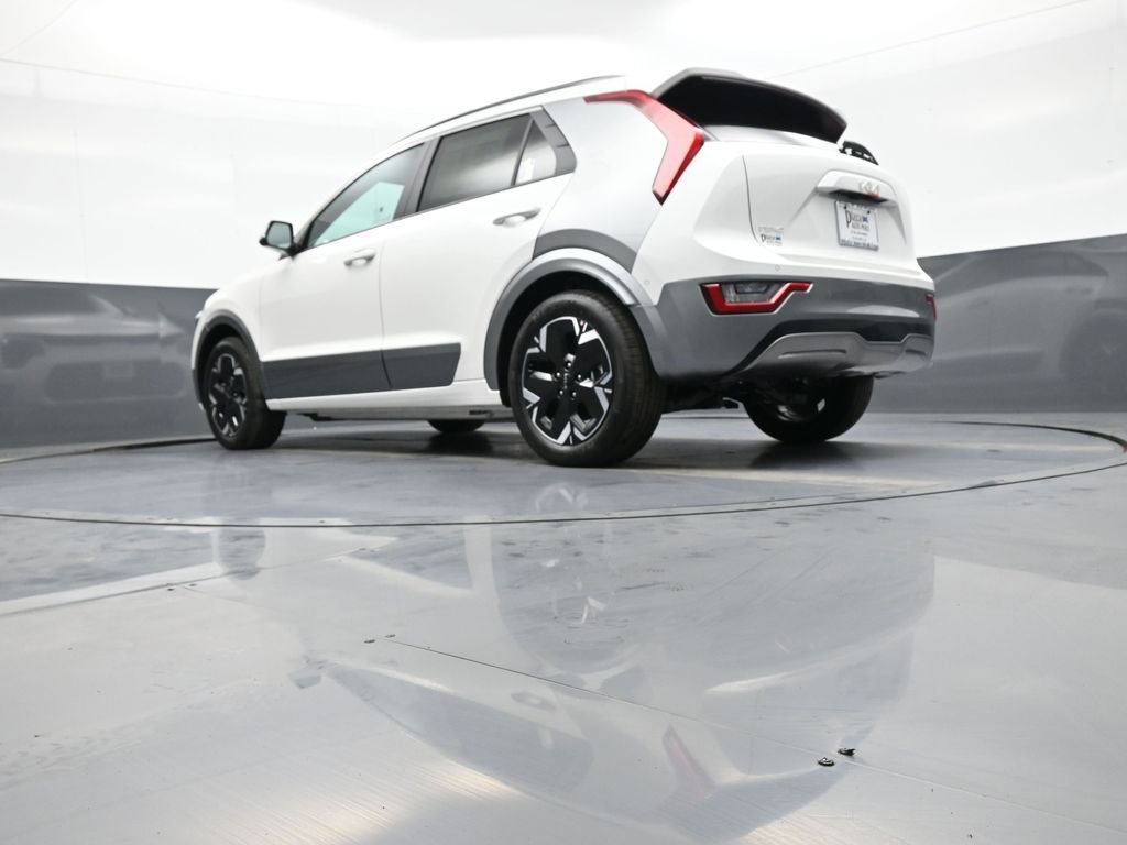 New 2025 Kia Niro Wave w/ Wave Preserve Package image 32