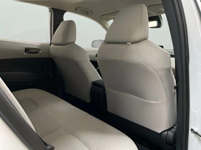 Used 2024 Toyota Corolla Cross L FWD image 61