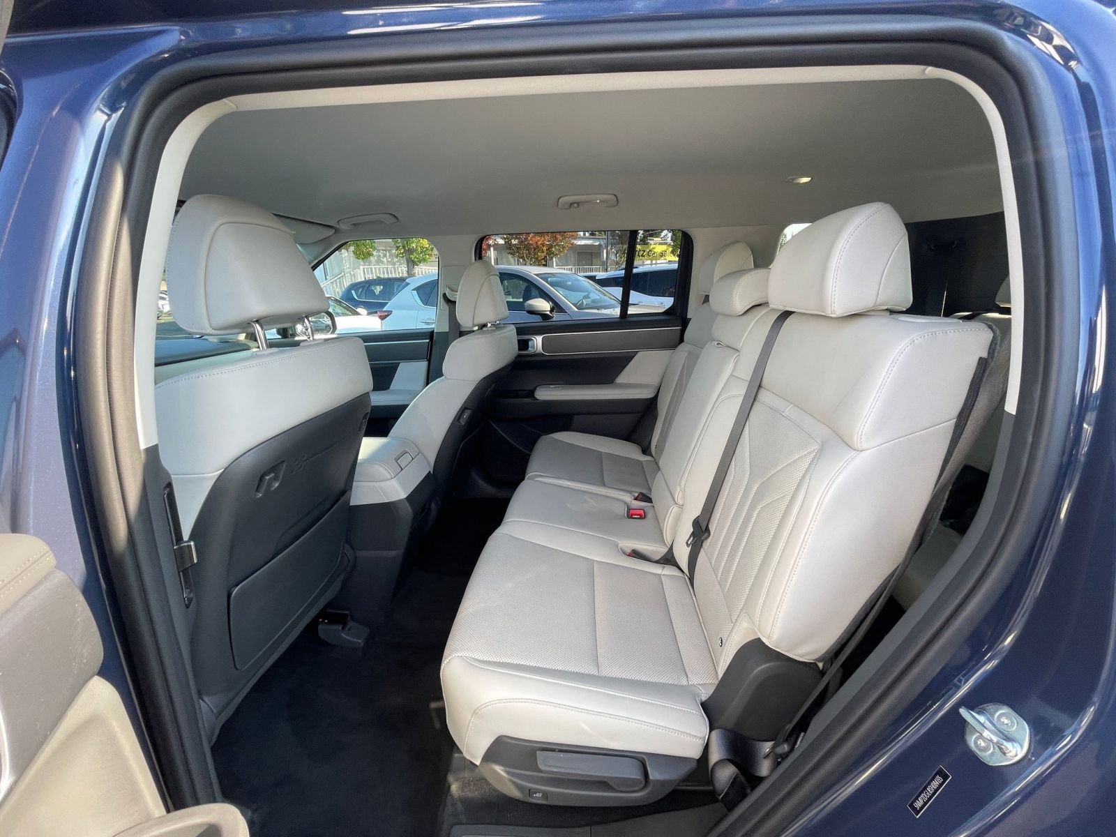 Used 2025 Hyundai Santa Fe SEL image 29