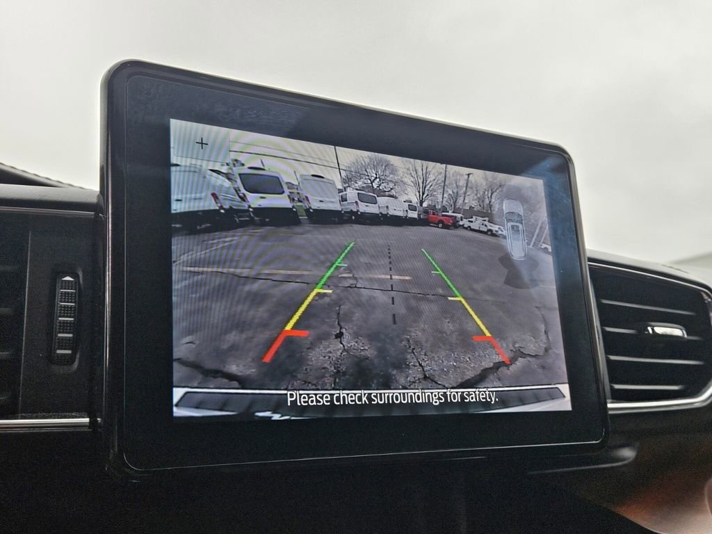 Used 2023 Ford Explorer King Ranch w/ Class IV Trailer Tow Package AWD/4WD image 21