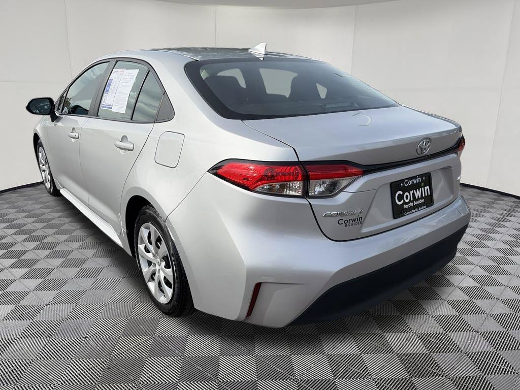 Used 2025 Toyota Corolla LE FWD image 6