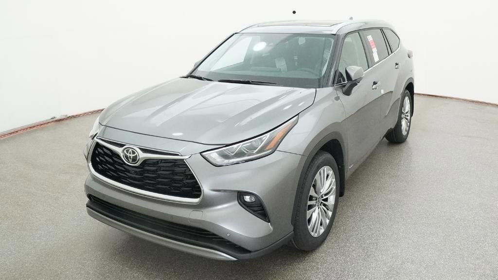 New 2026 Toyota Highlander Platinum AWD/4WD image 16