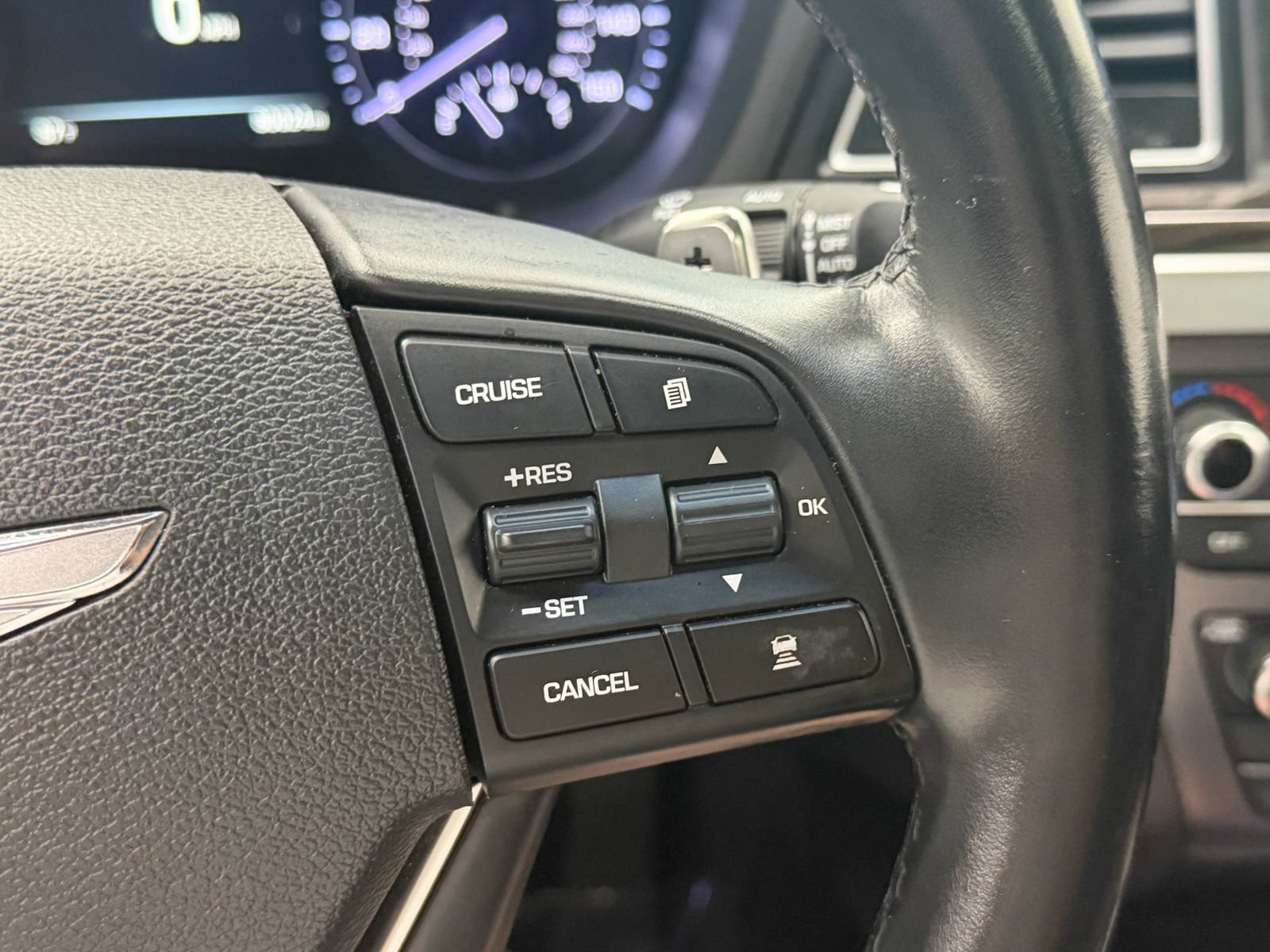 Used 2018 Genesis G80 3.8 w/ Option Group 02 RWD image 27