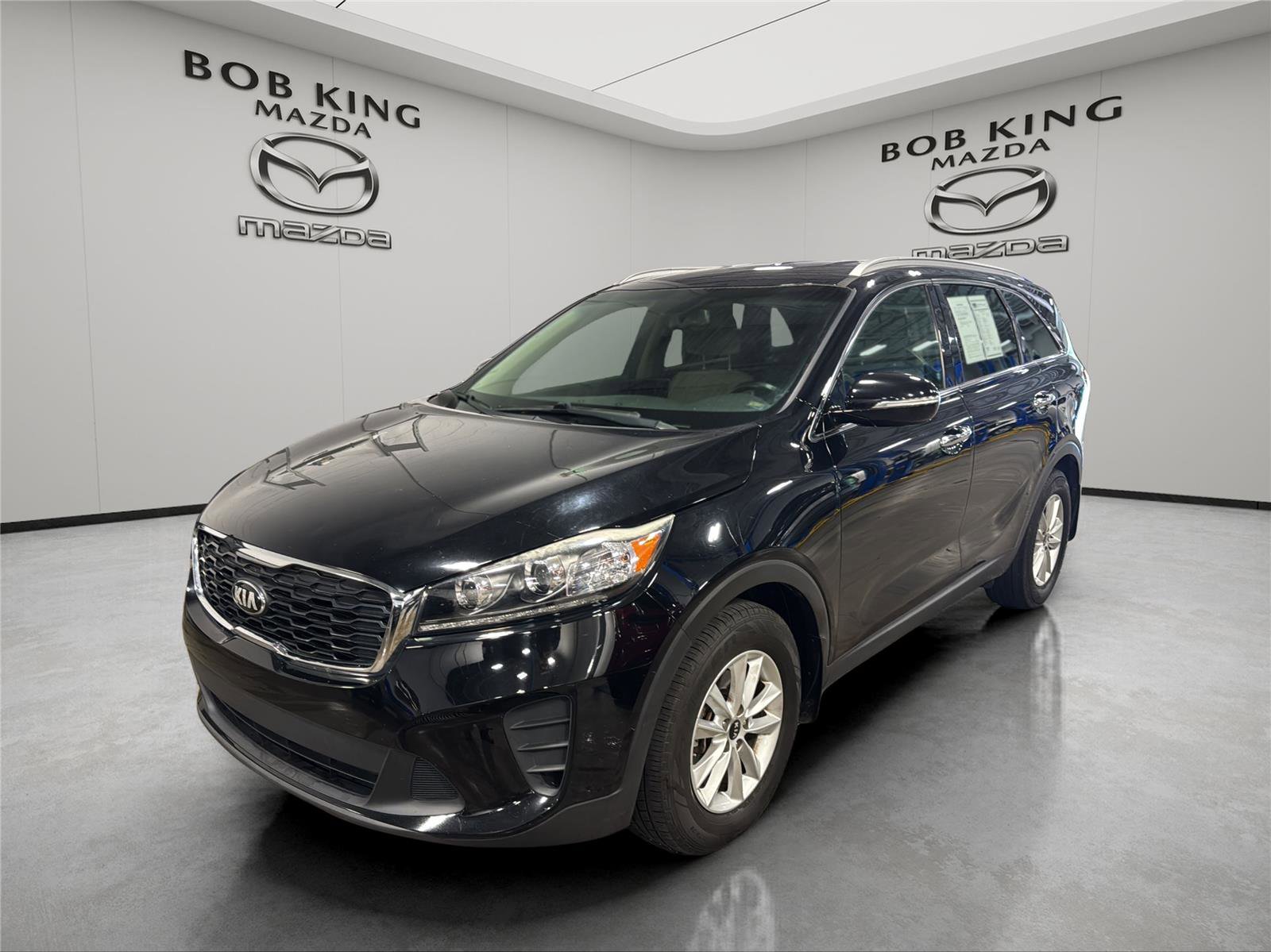 Used 2019 Kia Sorento FWD V6 w/ LX V6 Convenience Package image 1