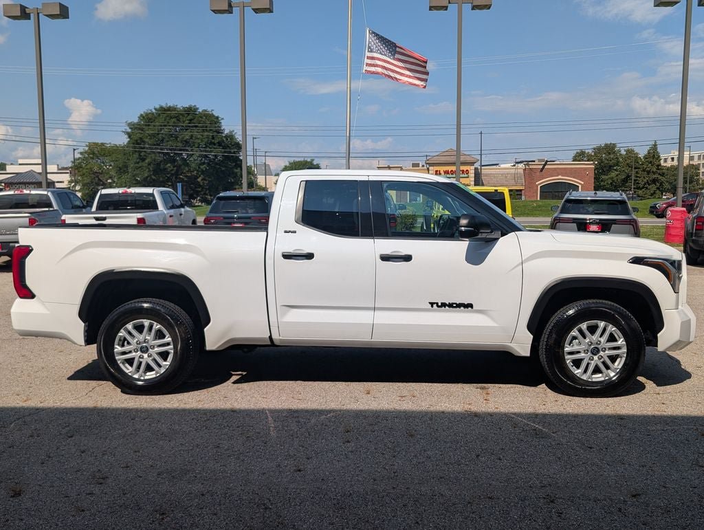 Certified 2022 Toyota Tundra SR5 w/ SR5 Convenience Package RWD image 8