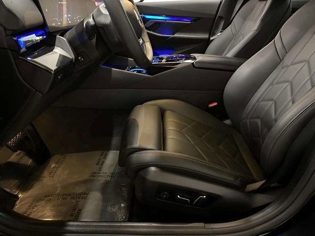 Used 2025 BMW i5 eDrive40i image 58