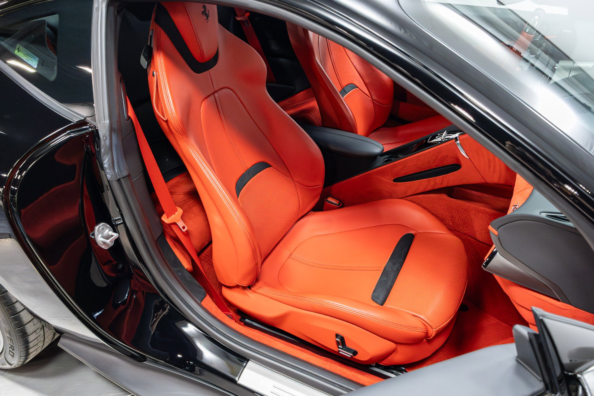 Used 2022 Ferrari Roma image 26